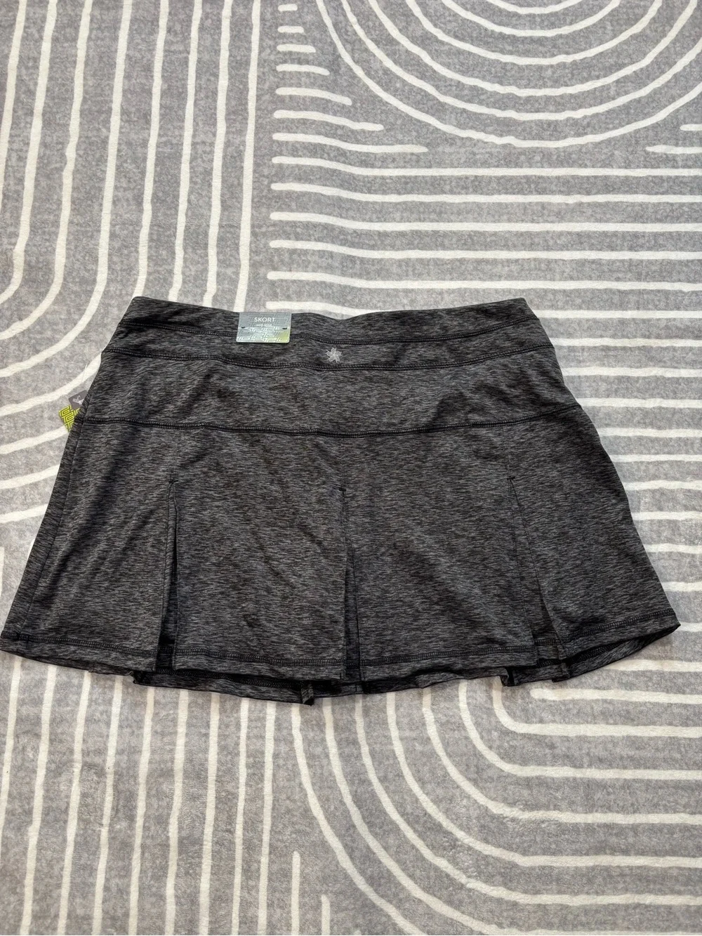 Skort tek gear Women's Dark Charcoal Athletic Skirt, XL, NWT, Gray, Grey